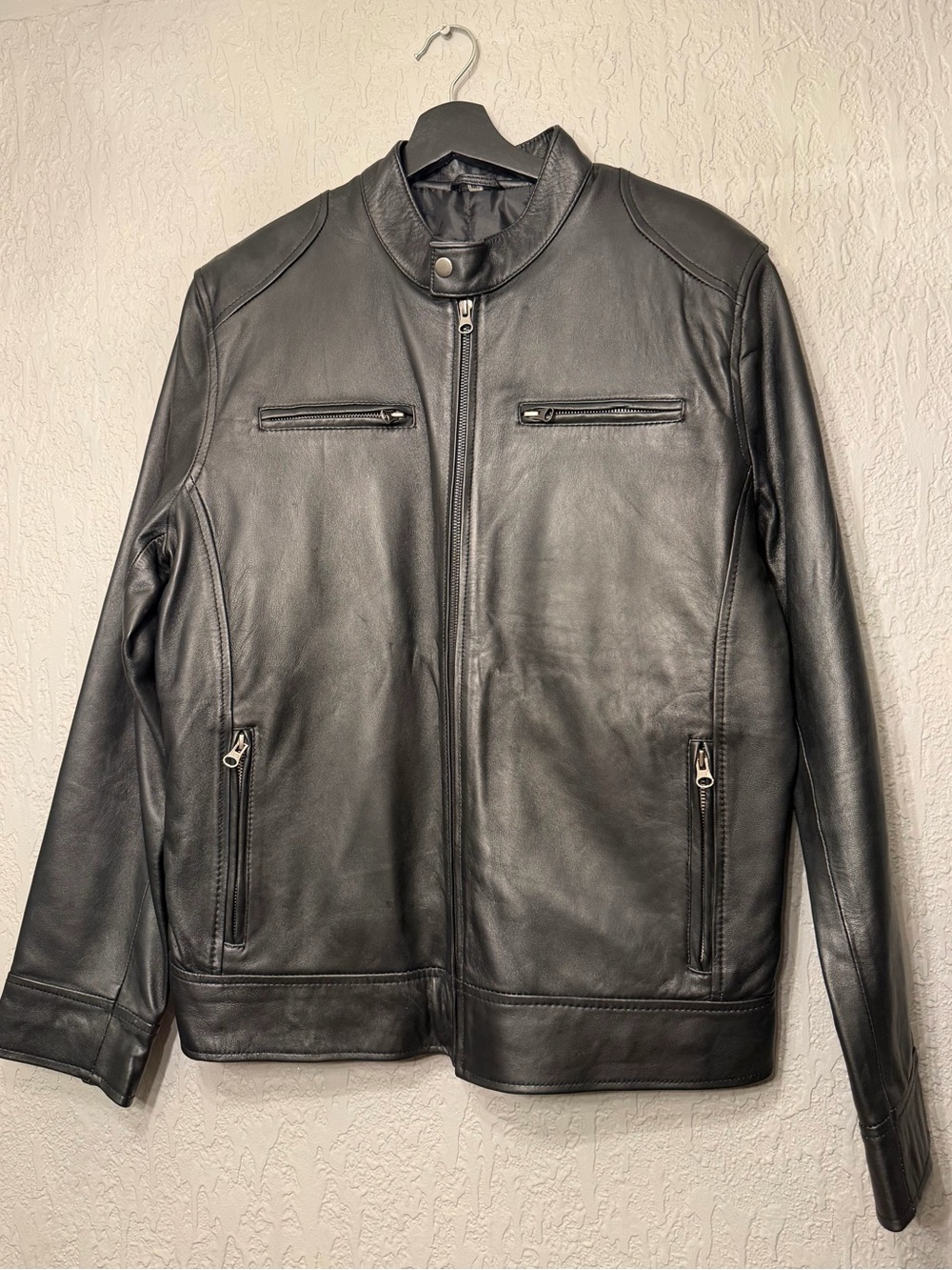 Men's Black Leather Bomber Jacket with Zipper Pockets